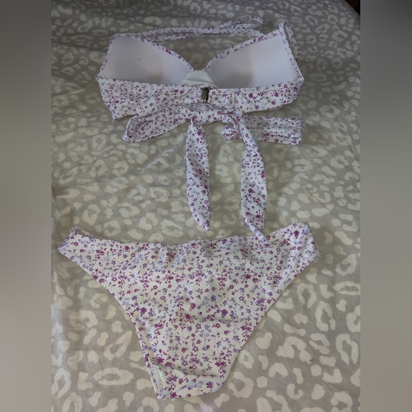 Floral medium bikini - Picture 3 of 3